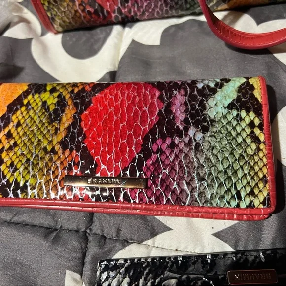 Brahmin ady snakeskin wallet - Picture 3 of 5